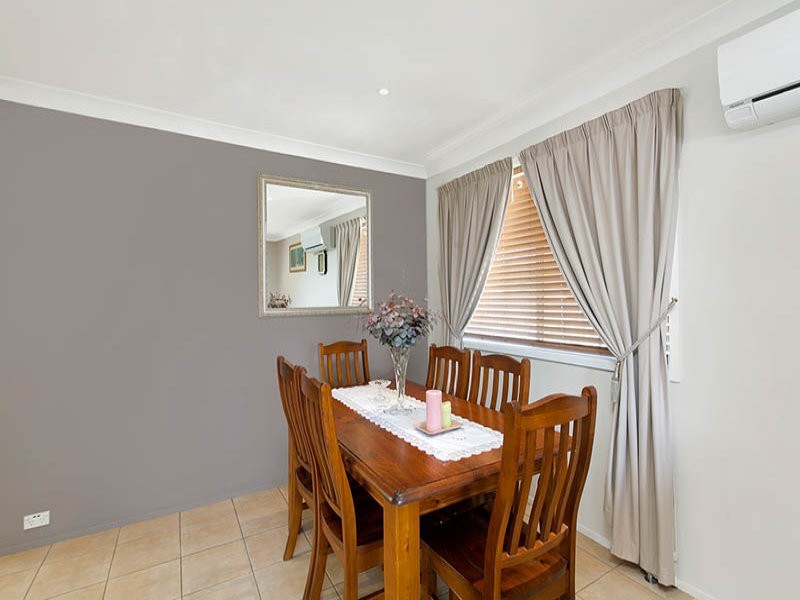 5 Brisbane Place, Barrack Heights NSW 2528