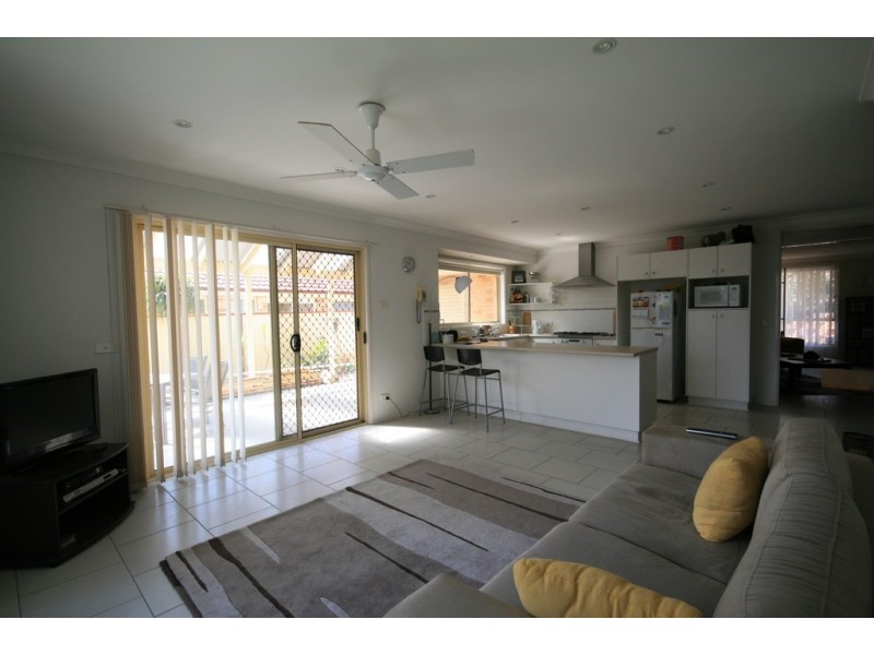 10 Mungo Place, Flinders NSW 2529