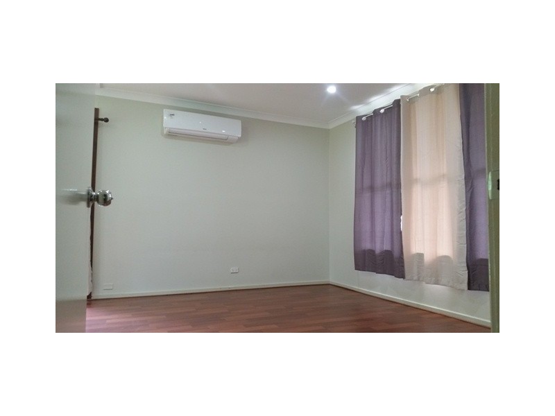 4 Bourne Place, Nowra NSW 2541