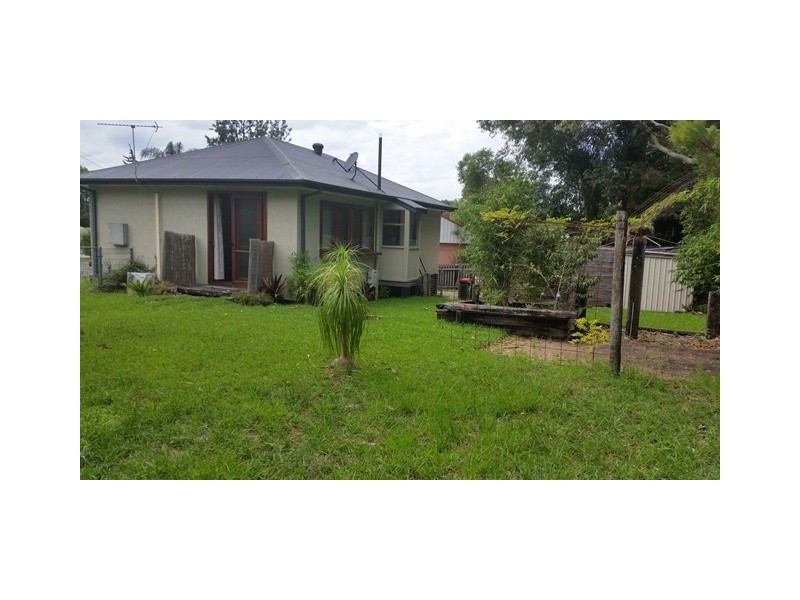 4 Bourne Place, Nowra NSW 2541