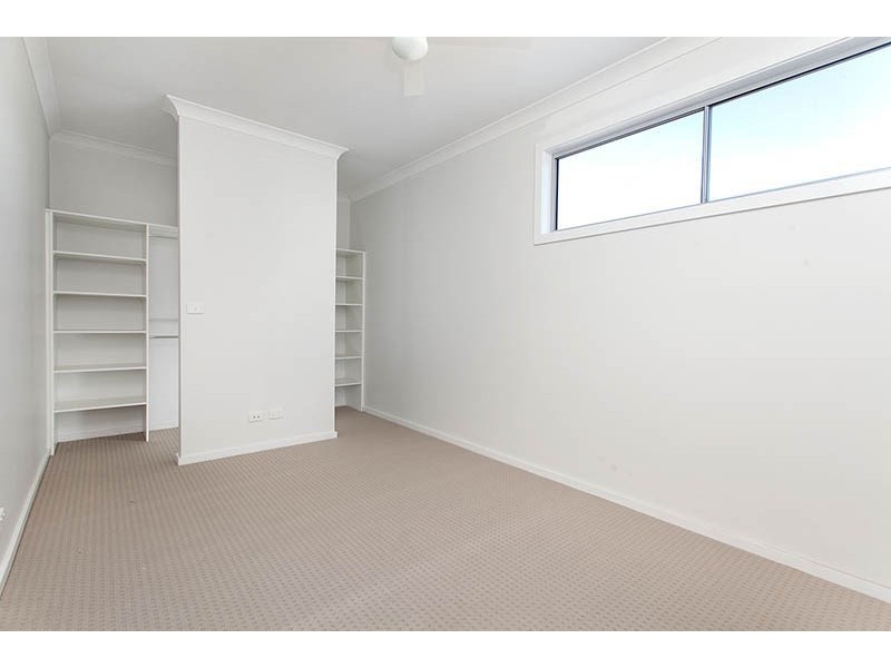 81 Elizabeth Circuit, Flinders NSW 2529