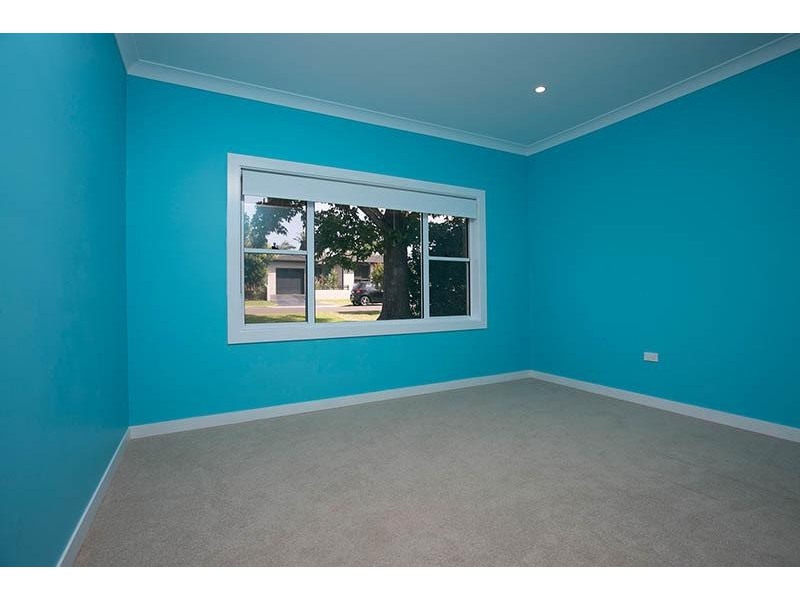 86 Parkes Street, Oak Flats NSW 2529