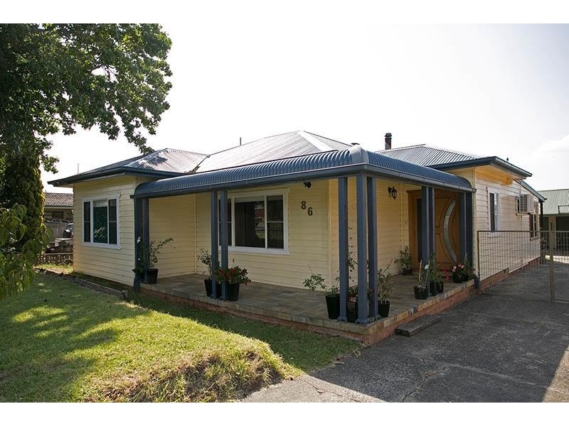 86 Parkes Street, Oak Flats NSW 2529