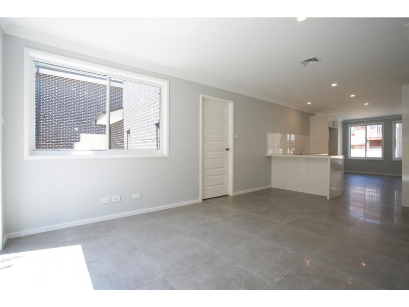 2/48 Bateman Avenue, Albion Park Rail NSW 2527