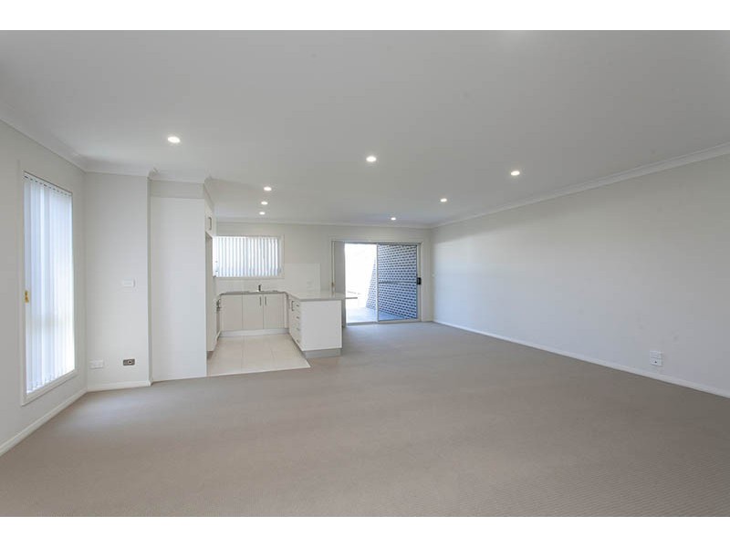 14a Elizabeth Circuit, Flinders NSW 2529