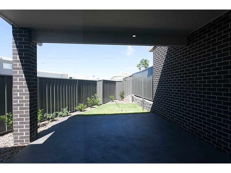 14a Elizabeth Circuit, Flinders NSW 2529