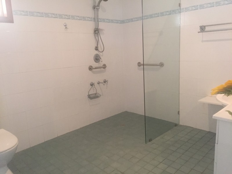 48 The Boulevarde, Oak Flats NSW 2529