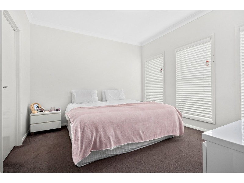 73 Elizabeth Circuit, Flinders NSW 2529