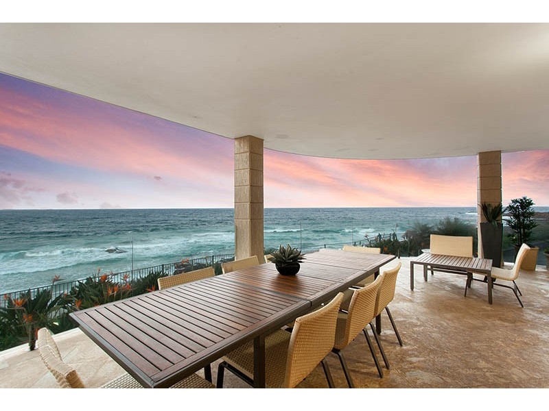 2/2 Surf Road, Shellharbour NSW 2529