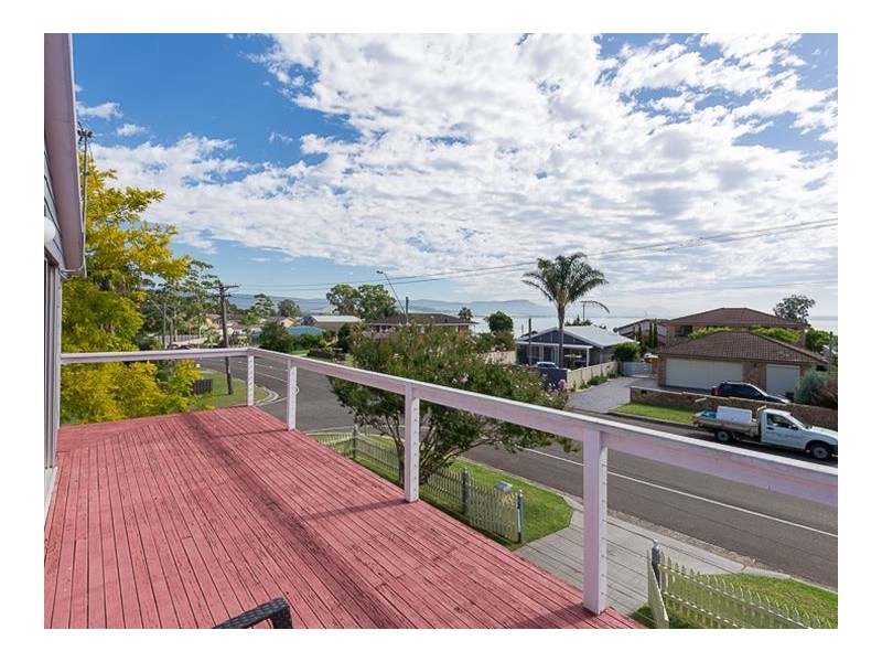86 The Boulevarde, Oak Flats NSW 2529