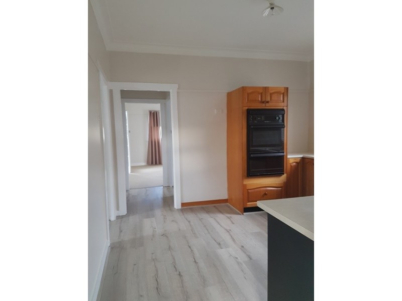 2 Lyne St, Oak Flats NSW 2529