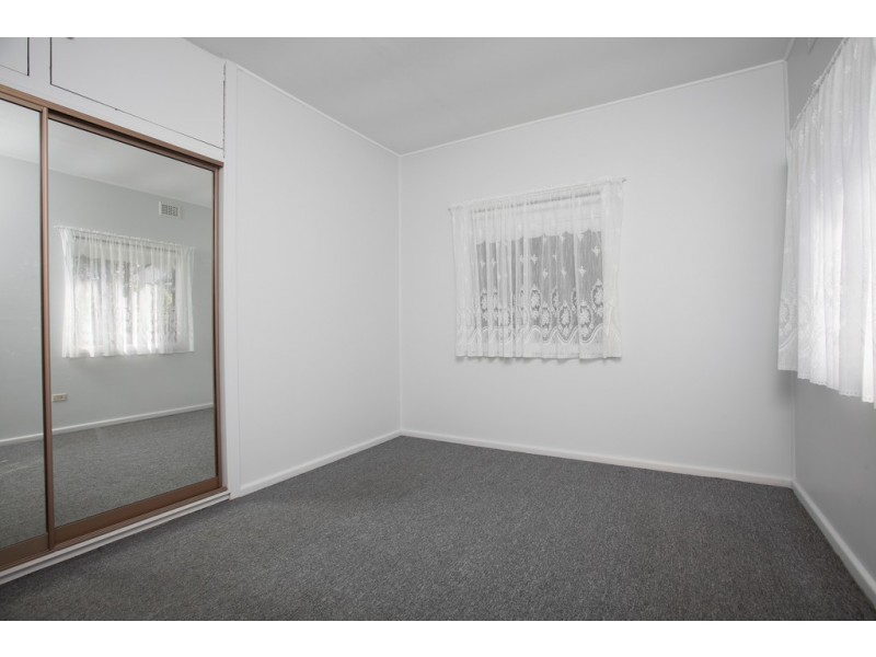 131 Osborne Parade, Warilla NSW 2528