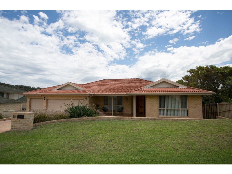 15 Gear Circuit, Albion Park NSW 2527