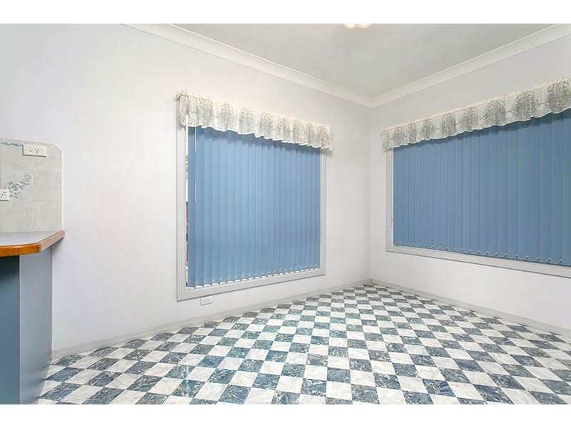 22 Deakin Street, Oak Flats NSW 2529