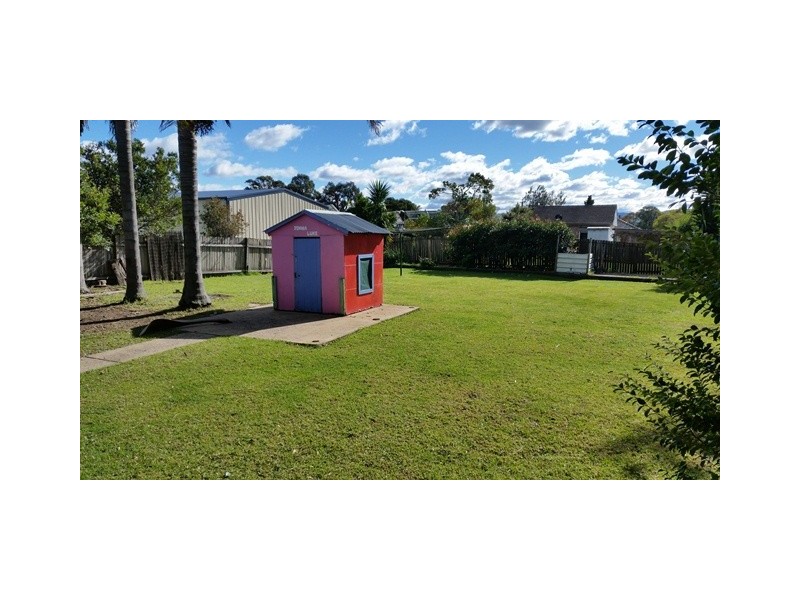 58 Barton Street, Oak Flats NSW 2529