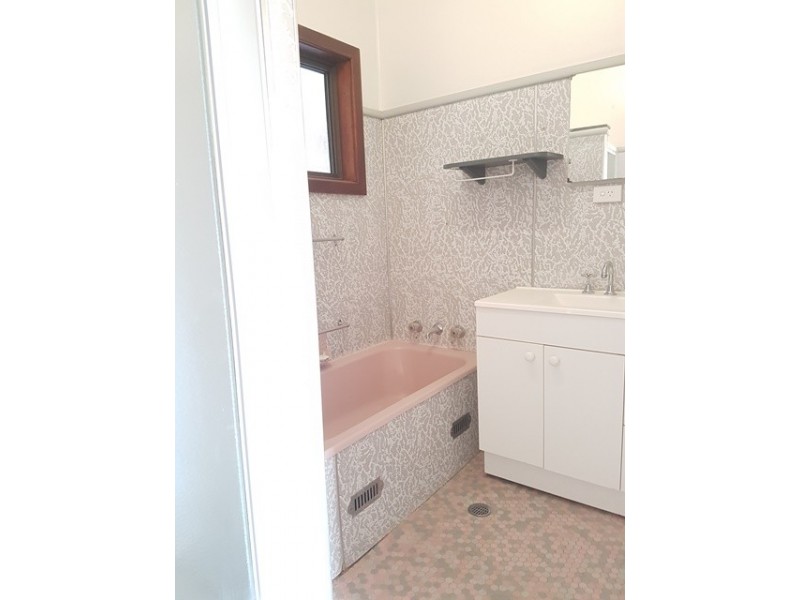 4 Windang St, Albion Park Rail NSW 2527