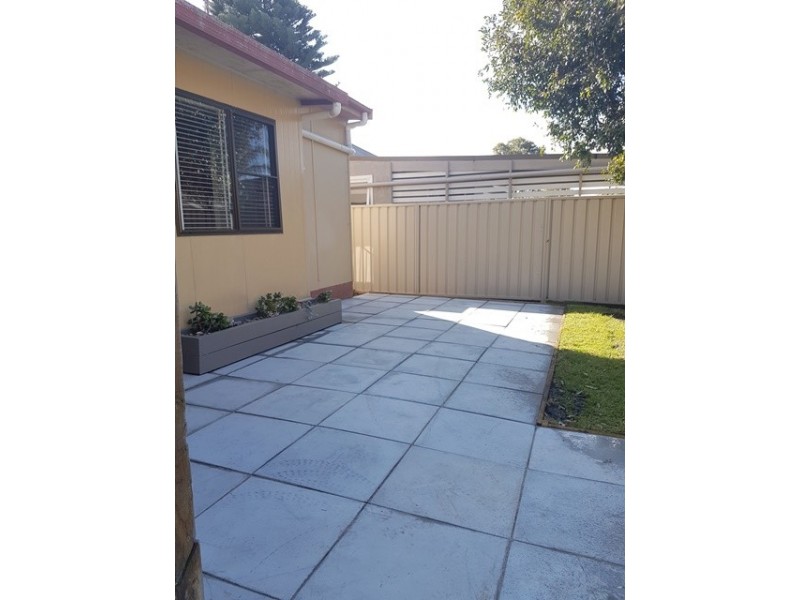 4 Windang St, Albion Park Rail NSW 2527