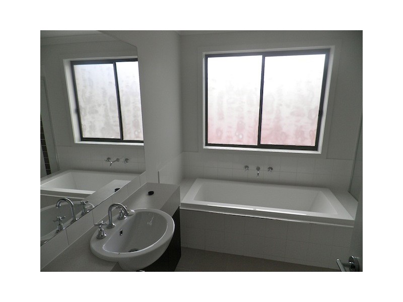 3 Young Street, Pakenham VIC 3810