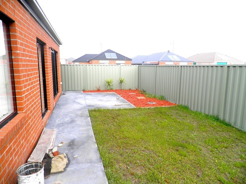 5 Charolais Court, Pakenham VIC 3810