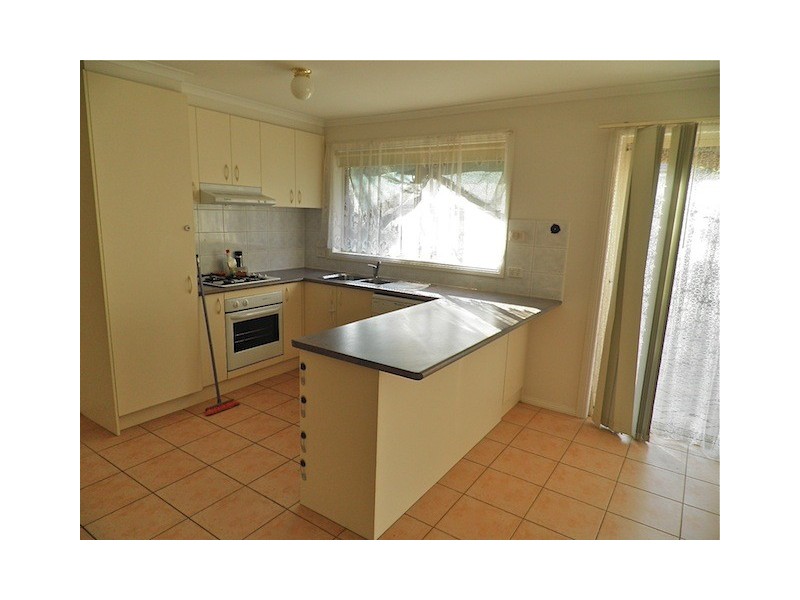 21 Ben Drive, Pakenham VIC 3810