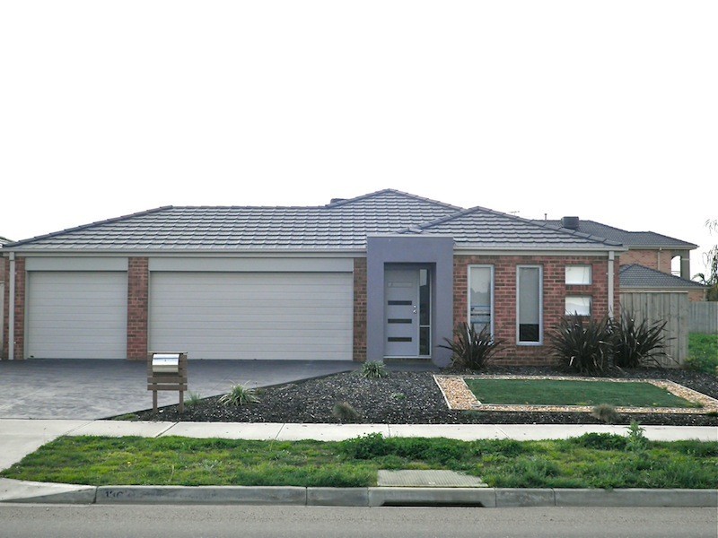 136 Webster Way, Pakenham VIC 3810