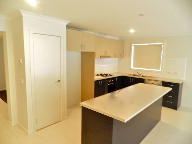 136 Webster Way, Pakenham VIC 3810