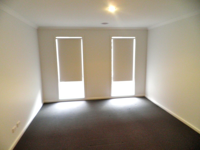 136 Webster Way, Pakenham VIC 3810