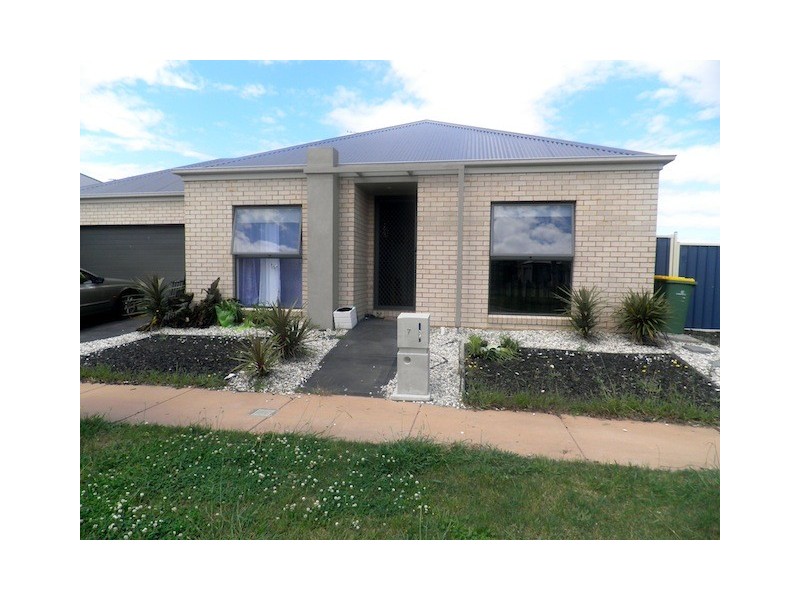 7 Pendula Place, Pakenham VIC 3810