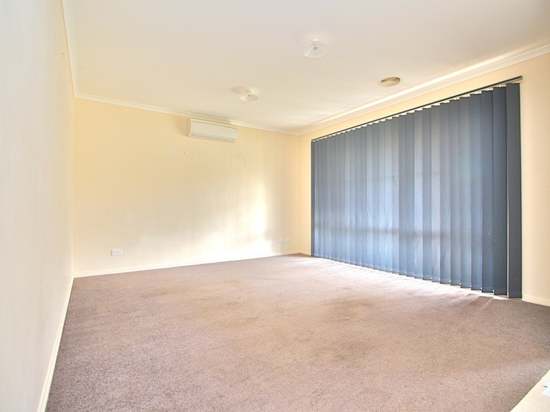 12 Swamp Gum Close, Pakenham VIC 3810