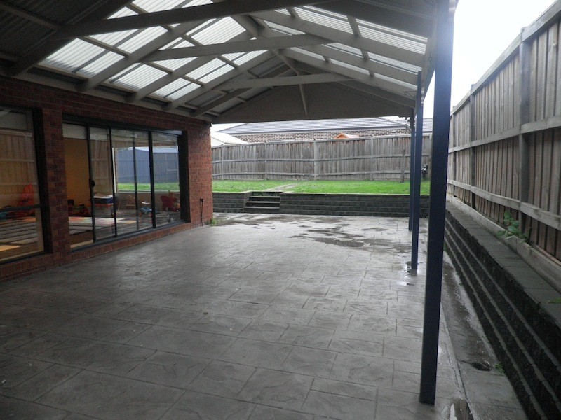 16 Meg Way, Berwick VIC 3806