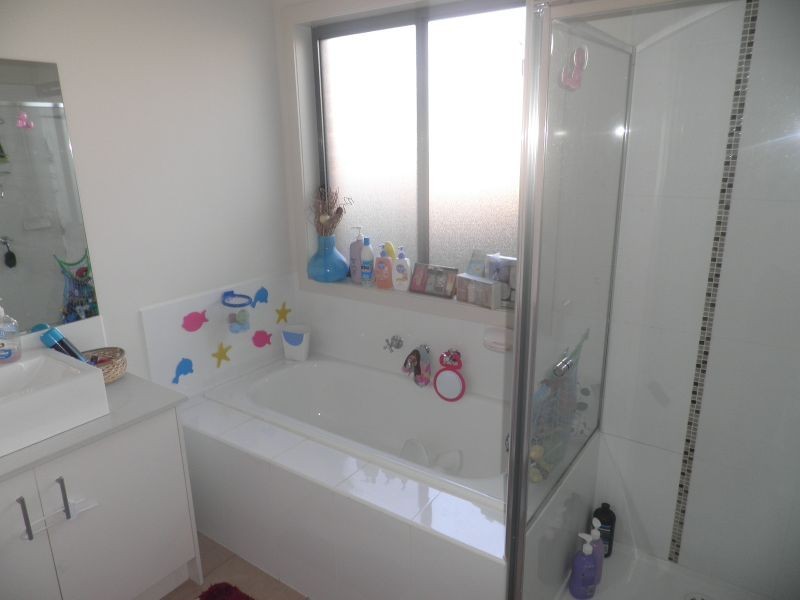 20 Elderberry Way, Pakenham VIC 3810