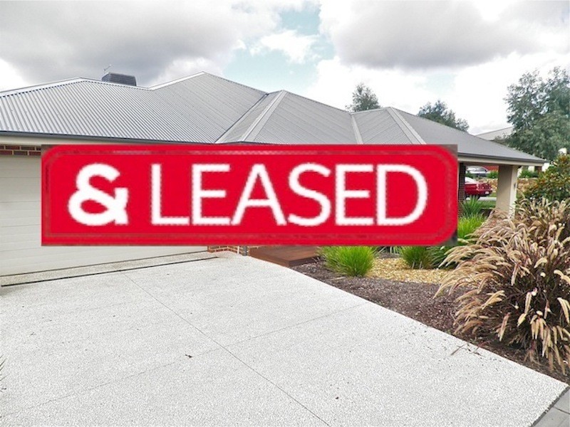 25 Station Creek Way, Cranbourne South VIC 3977