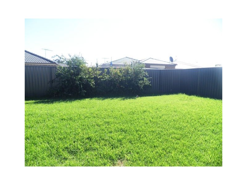 5 Burdekin Lane, Pakenham VIC 3810