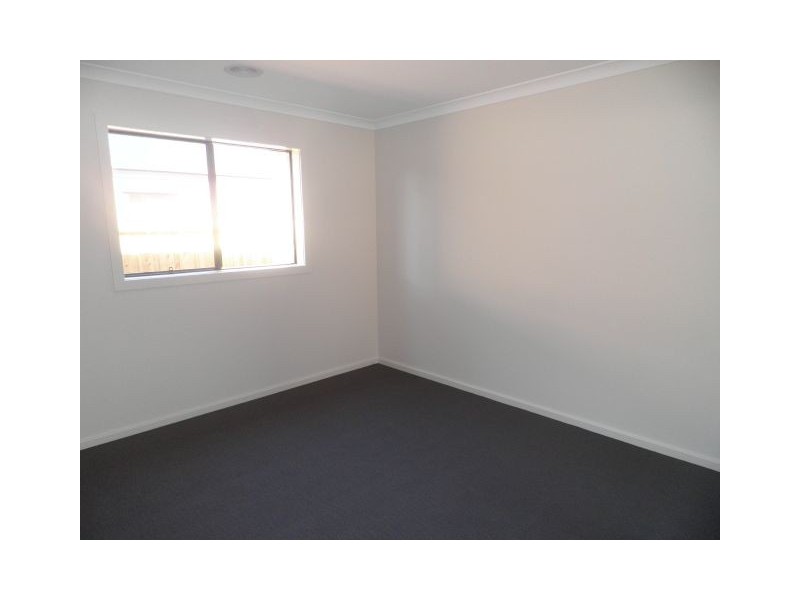 31 Melissa Way, Pakenham VIC 3810