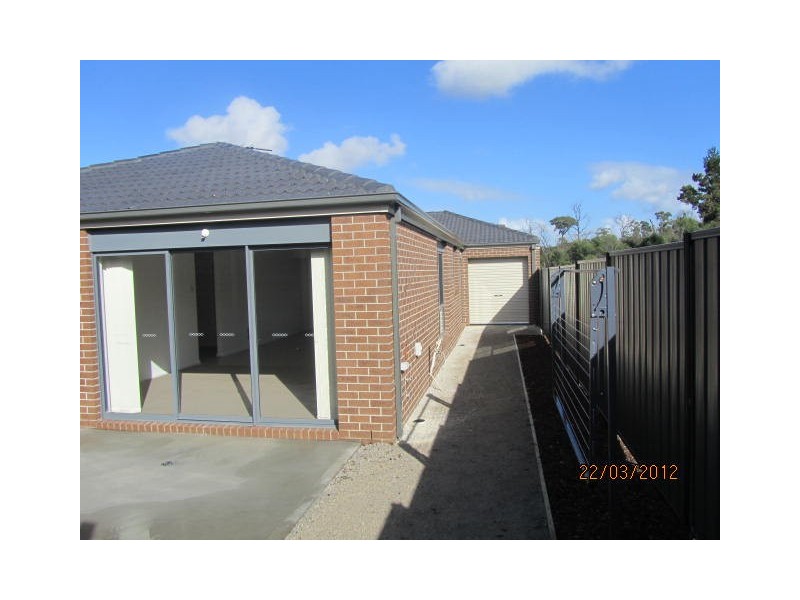 6 Maggiore Crescent, Pakenham VIC 3810