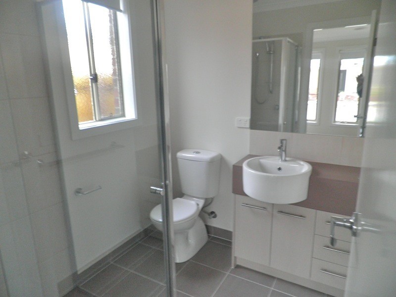 6 Weebill Way, Pakenham VIC 3810