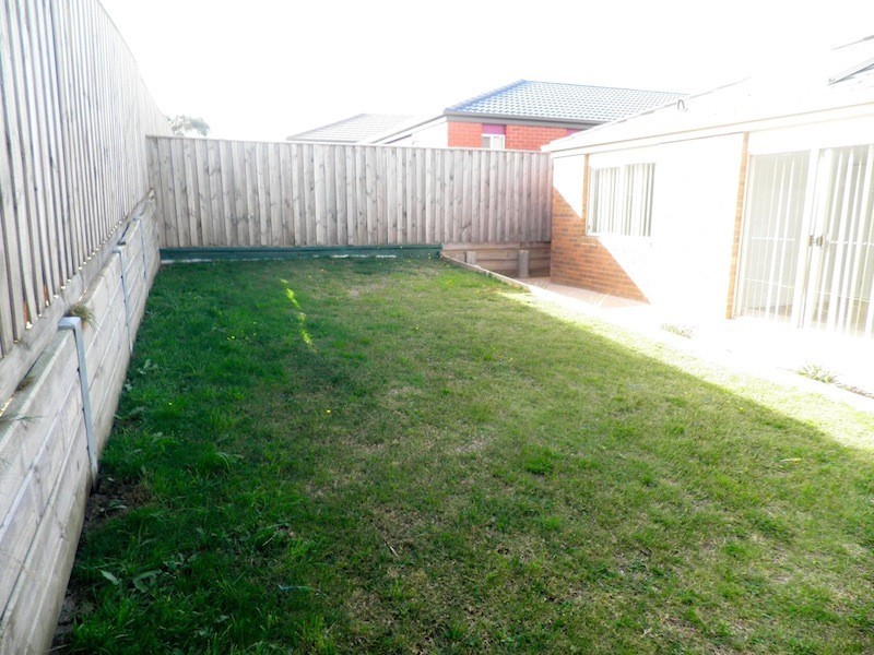 17 Kimberley Grove, Pakenham VIC 3810