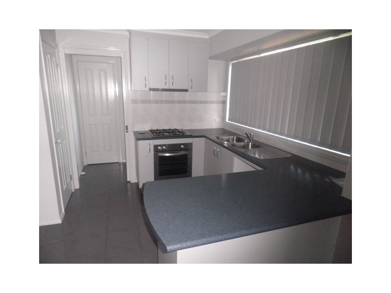 137 Mana Gum Drive, Pakenham VIC 3810