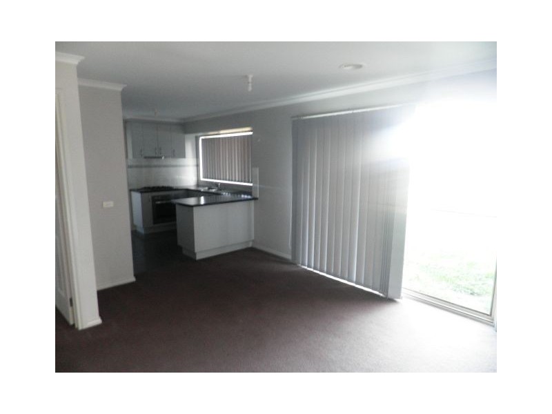 137 Mana Gum Drive, Pakenham VIC 3810