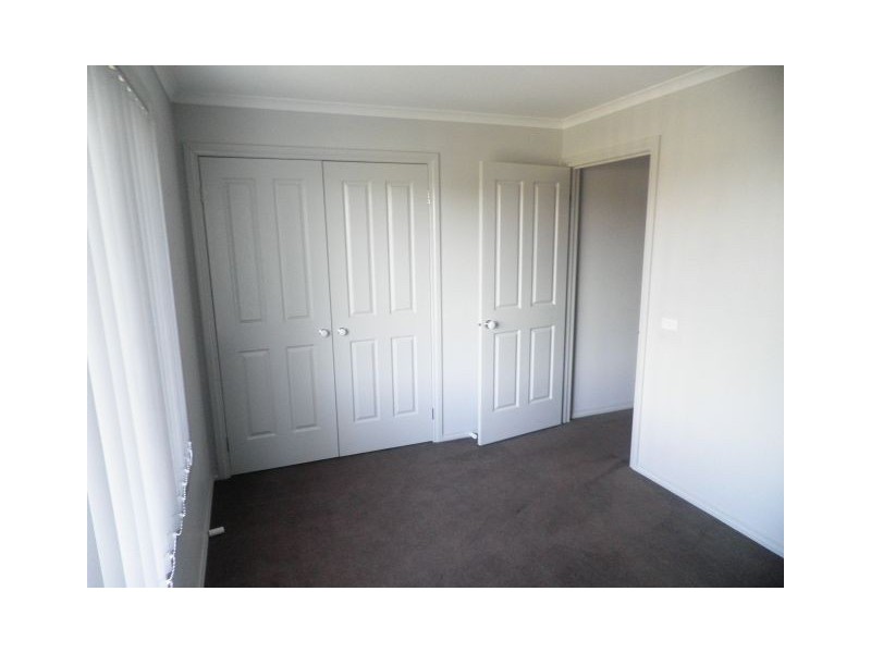 137 Mana Gum Drive, Pakenham VIC 3810