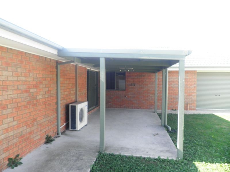2 Buchan Green, Pakenham VIC 3810