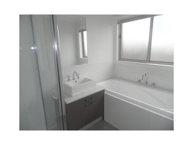 Lot 907 Bay Vista, Pakenham VIC 3810