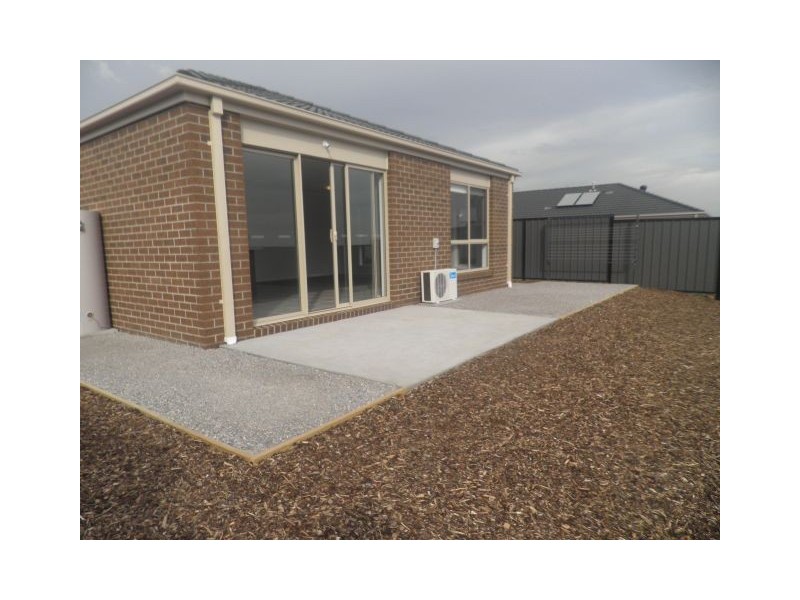 Lot 907 Bay Vista, Pakenham VIC 3810