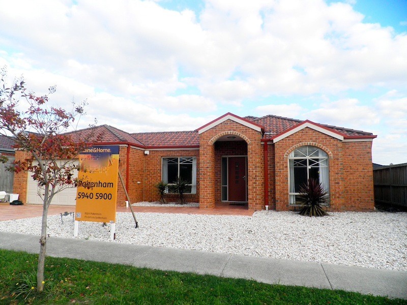 7  Fairways Boulevard, Cranbourne North VIC 3977