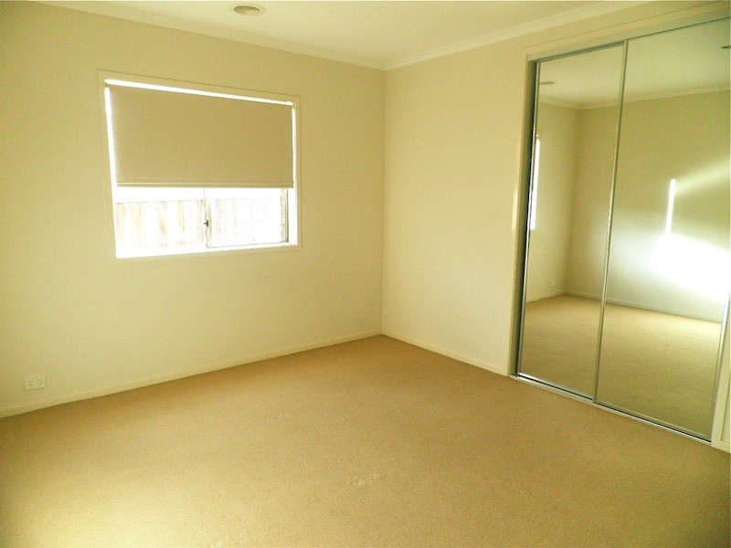 7  Fairways Boulevard, Cranbourne North VIC 3977