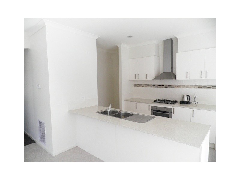 65 Park Orchard Drive, Pakenham VIC 3810