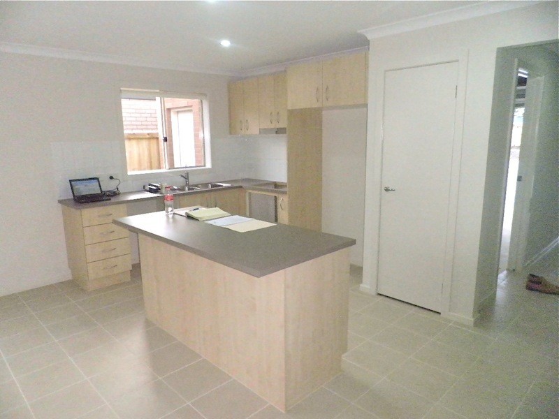 66 Fallingwater Drive, Pakenham VIC 3810