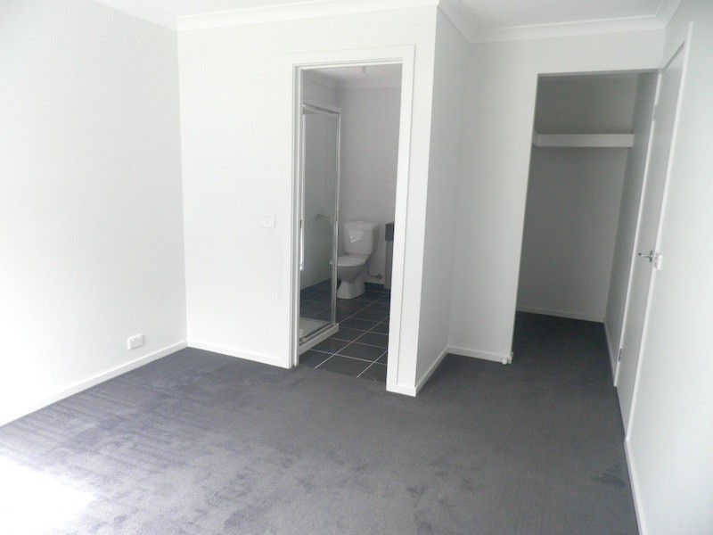 20 Glenvista Road, Pakenham VIC 3810