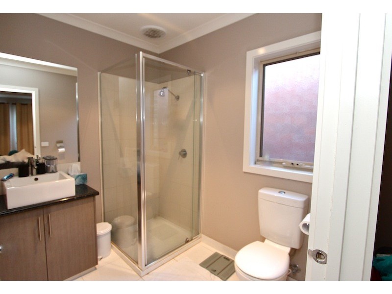 21 Edmund Street, Pakenham VIC 3810