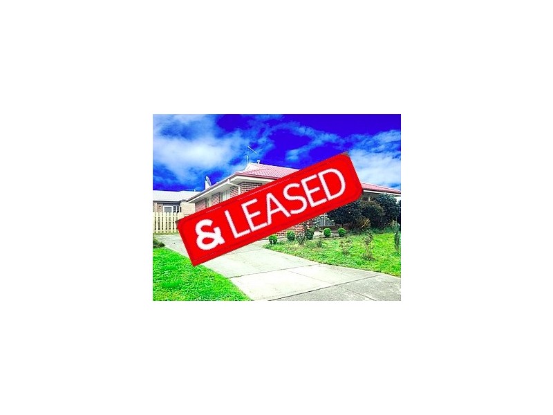 7  Riviera Drive, Pakenham VIC 3810